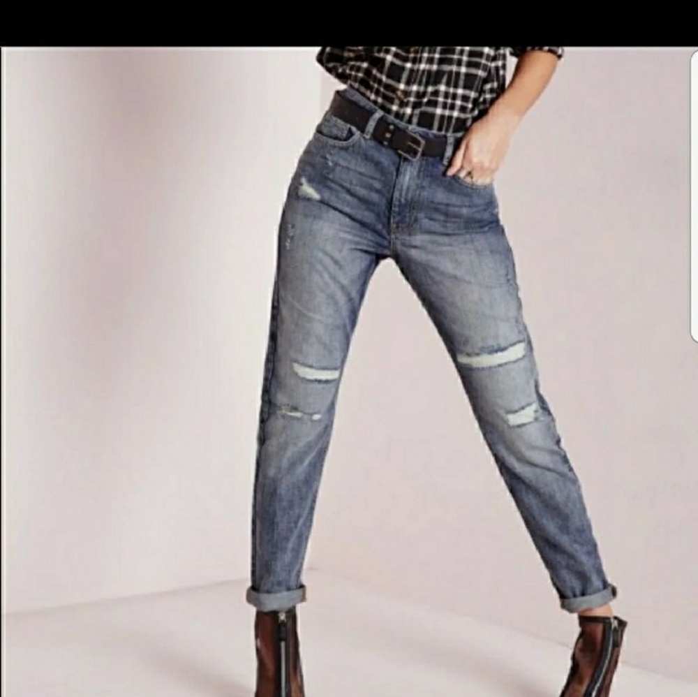 Missquided riot high rise mom jeans